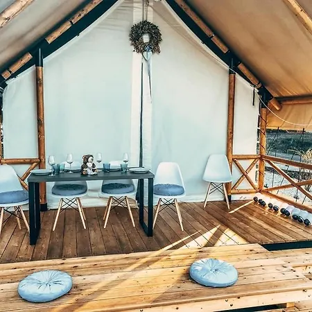 Campo de lujo Marina&glamping Nova Zivohost Neveklov