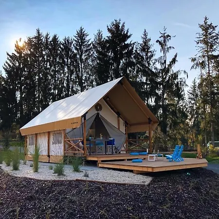 Marina&glamping Nova Zivohost Campismo de Luxo