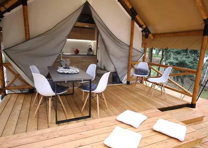 Marina&glamping Nova Zivohost Neveklov